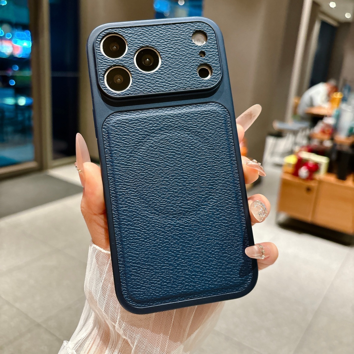 Luxury Matte Leather Large Win - Rugged Armor Case recensie en prijs