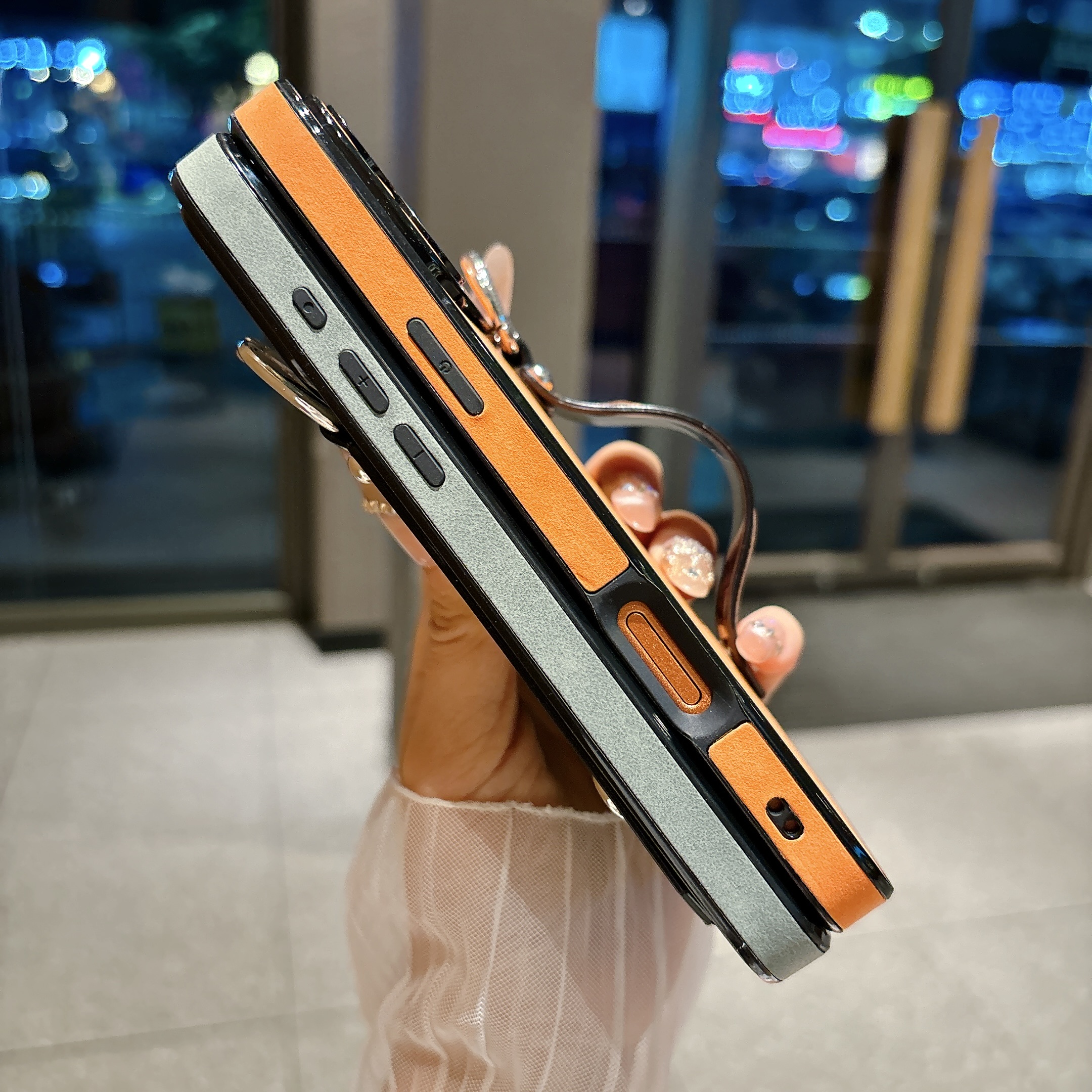 Suede Leather Wrist Strap Hold - Phone Cases That Cover The Camera recensie en prijs