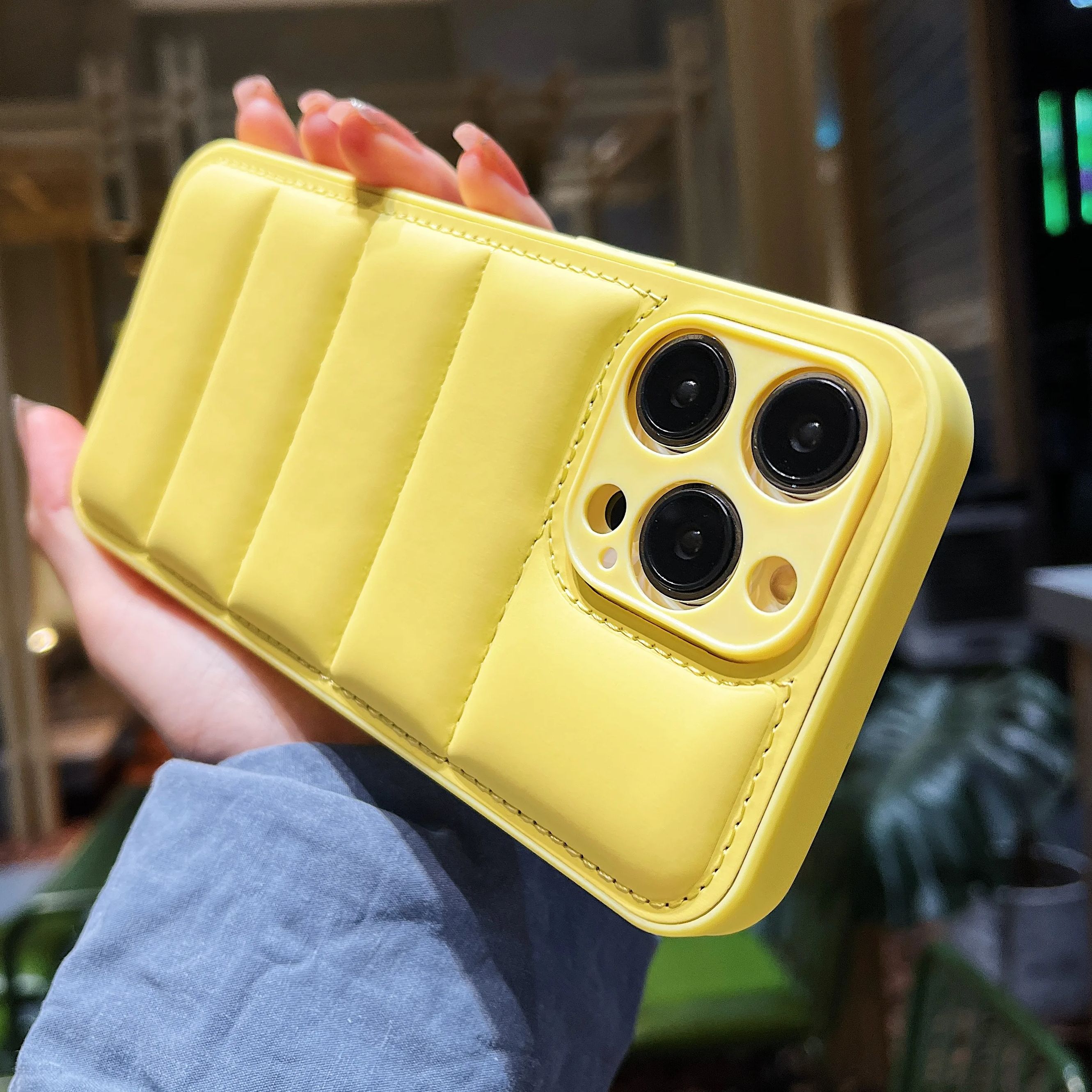 Solid Color Down Jacket Patter - Phone Cases That Cover The Camera recensie en prijs